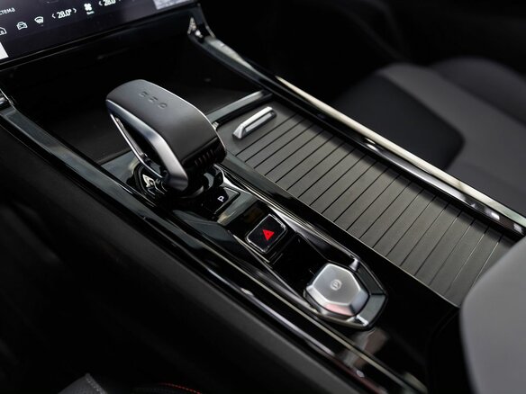 2026 Geely Cityray, серый, 3344990 рублей - вид 26