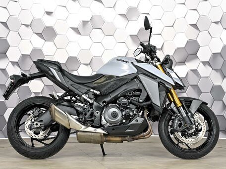 2022 Suzuki GSX-S 1000, серый, 1099000 рублей, вид 3