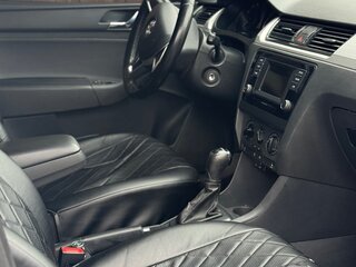 2017 Skoda Rapid I Рестайлинг, белый, 950000 рублей, вид 5