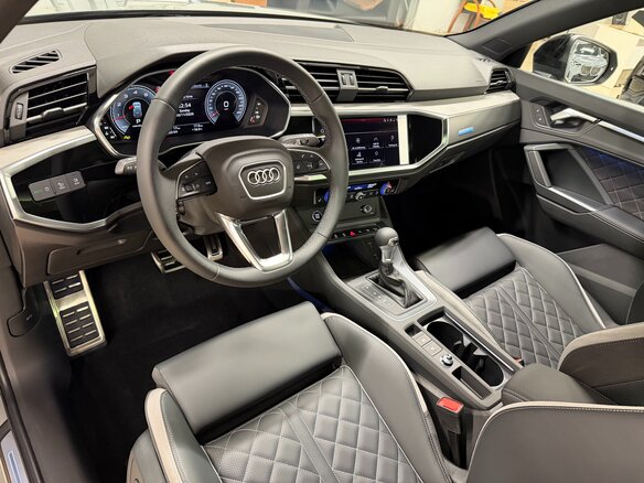 2026 Audi Q3 45 TFSI II (F3), серый, 5199000 рублей - вид 19