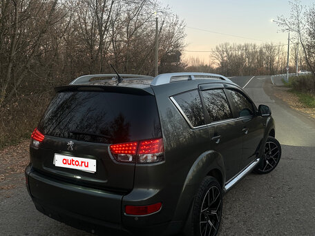 2008 Peugeot 4007, серый, 1020000 рублей, вид 1