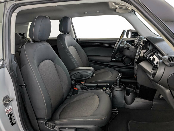 2020 Mini Hatch Cooper III (F55/F56) Рестайлинг, серый - вид 22