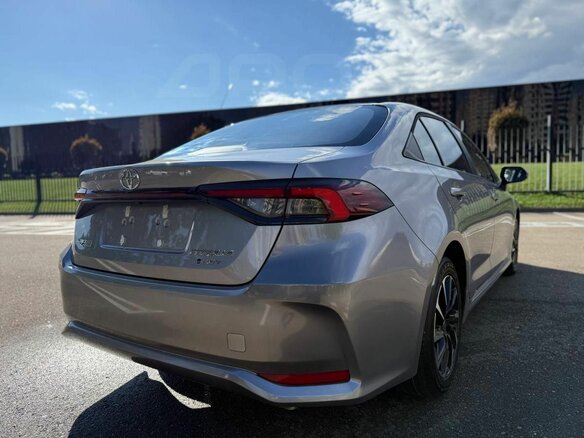2026 Toyota Corolla XII (E210) Рестайлинг 2, белый, 2370900 рублей - вид 8