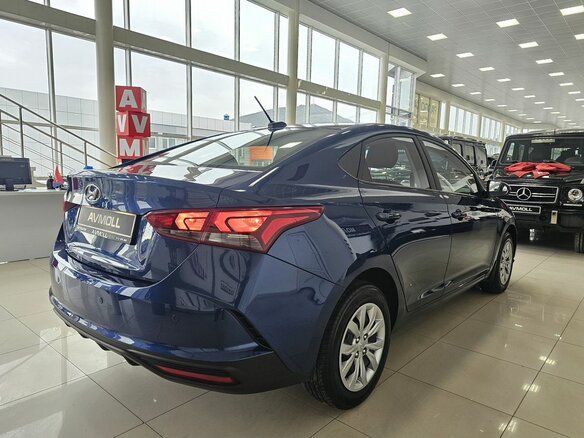 2021 Hyundai Solaris II Рестайлинг, синий, 1889000 рублей - вид 8