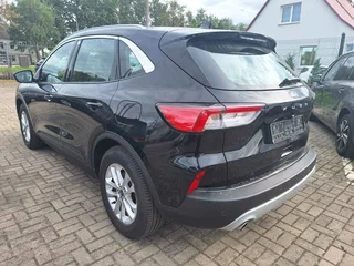 2022 Ford Kuga III, чёрный, 1919000 рублей, вид 4