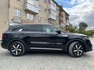 2021 Kia Sorento IV, чёрный, 3300000 рублей, вид 3