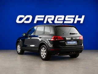 2015 Volkswagen Touareg II Рестайлинг, чёрный, 2530055 рублей, вид 2