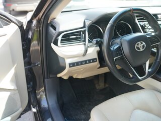 2019 Toyota Camry VIII (XV70), серый, 2469000 рублей, вид 5