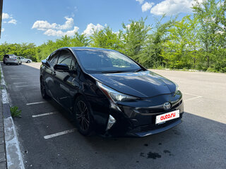 2017 Toyota Prius IV (XW50), чёрный, 1550000 рублей, вид 3