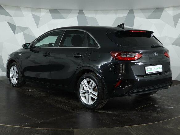 2020 Kia Ceed III, чёрный, 1849000 рублей - вид 6