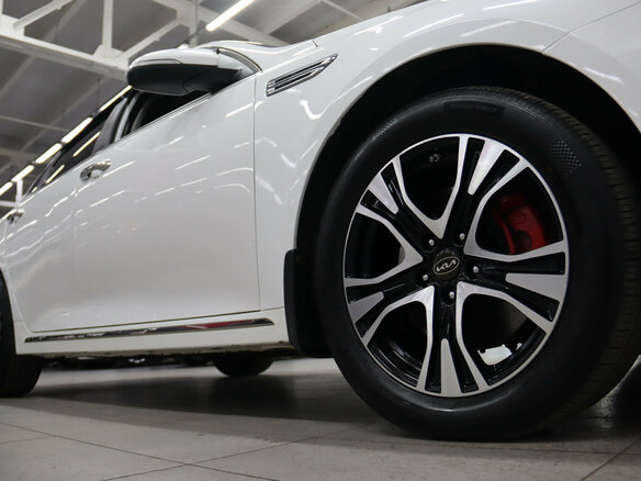 2019 Kia Optima IV Рестайлинг, белый, 1495950 рублей - вид 15