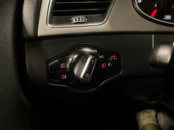2012 Audi A4 IV (B8) Рестайлинг, чёрный, 1160000 рублей - вид 15