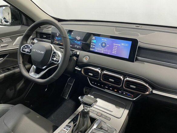 2026 Jetour X70+ I Рестайлинг, чёрный, 3099000 рублей - вид 18