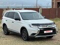 2017 Mitsubishi Outlander III Рестайлинг 2, белый, 1595000 рублей - вид 4