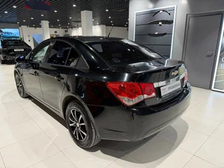 2010 Chevrolet Cruze I, чёрный, 599000 рублей, вид 4