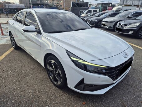 Hyundai Avante VII