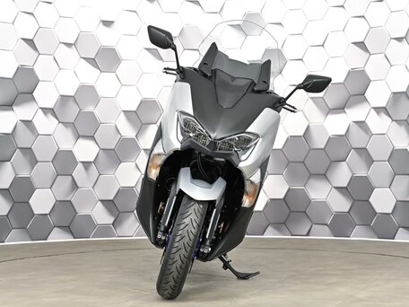 2017 Yamaha TMAX, серебристый, 979000 рублей, вид 5