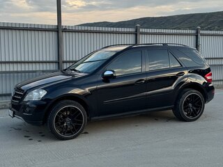 2009 Mercedes-Benz M-Класс 350 II (W164) Рестайлинг, чёрный, 1100000 рублей, вид 3