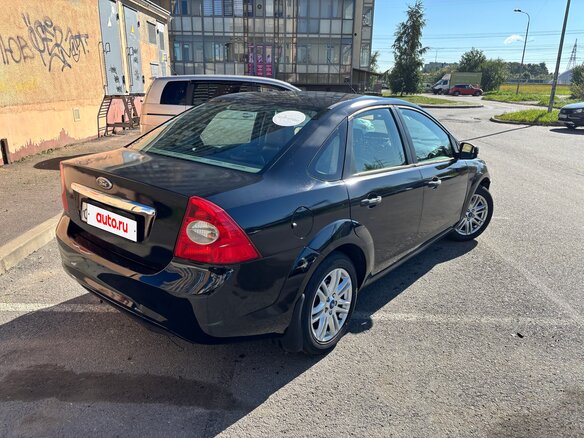 2010 Ford Focus II Рестайлинг, чёрный, 400000 рублей - вид 7