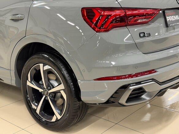 2026 Audi Q3 45 TFSI II (F3), серый, 5199000 рублей - вид 12