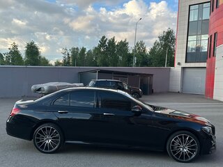 2018 Mercedes-Benz E-Класс 400 V (W213, S213, C238), чёрный, 3290000 рублей, вид 2