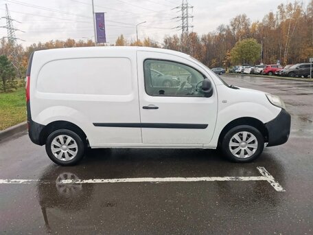 2013 Renault Kangoo II Рестайлинг, белый, 680000 рублей, вид 3