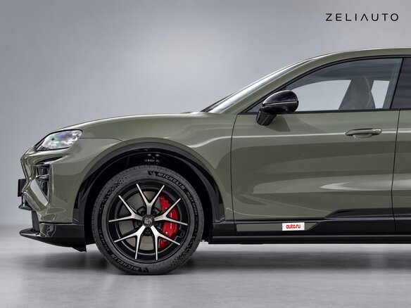 2026 Porsche Cayenne Turbo Electric Coupé IV, зелёный, 30000000 рублей - вид 14