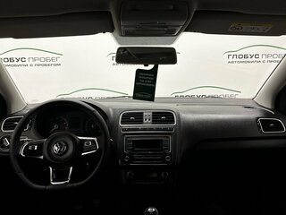 2019 Volkswagen Polo V Рестайлинг, белый, 1250000 рублей, вид 4