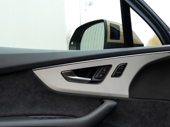 2025 Audi Q7 50 TDI II (4M) Рестайлинг 2, бежевый, 12855077 рублей - вид 18