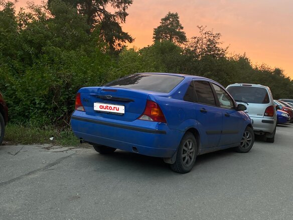 2003 Ford Focus I Рестайлинг, голубой - вид 14
