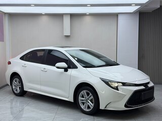 2022 Toyota Levin XII (E210) Рестайлинг, белый, 1450000 рублей, вид 3