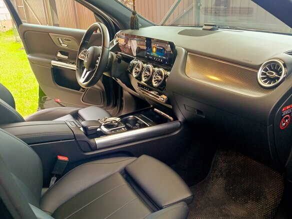 2020 Mercedes-Benz GLA 220 II (H247), чёрный - вид 4