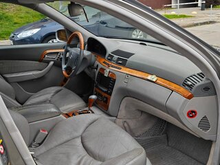 2004 Mercedes-Benz S-Класс 500 7-speed IV (W220) Рестайлинг, коричневый, 600000 рублей, вид 4