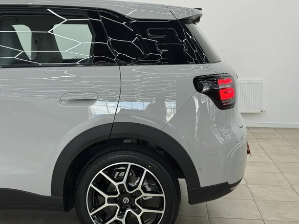 2026 Leapmotor A10 53 kWh, серый, 2300000 рублей - вид 39