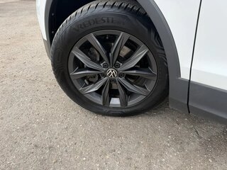 2022 Volkswagen Tiguan Allspace II Рестайлинг, белый, 2732000 рублей, вид 5