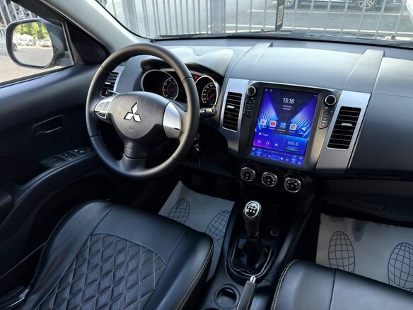 2011 Mitsubishi Outlander II Рестайлинг, чёрный - вид 13