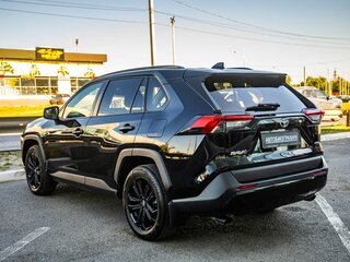 2020 Toyota RAV4 V (XA50), чёрный, 3298000 рублей, вид 5
