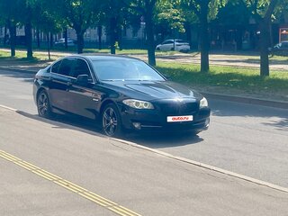 2013 BMW 5 серии 530d xDrive VI (F10/F11/F07), чёрный, 2000000 рублей, вид 2
