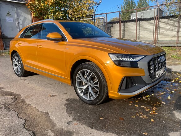 2018 Audi Q8 55 TFSI I (4M), оранжевый, 4900000 рублей