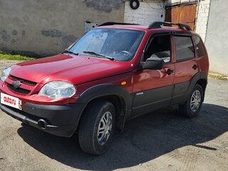 2010 Chevrolet Niva I Рестайлинг, красный, 450000 рублей, вид 1