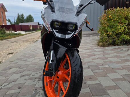 2018 KTM RC 390, оранжевый, 399000 рублей, вид 2