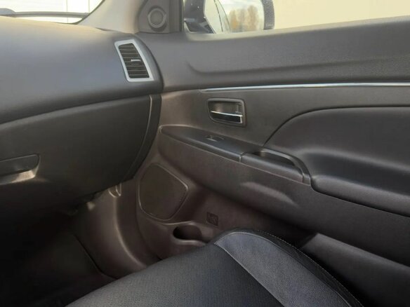 2014 Mitsubishi ASX I Рестайлинг, синий, 1400000 рублей - вид 16