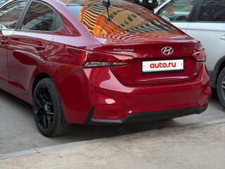 2017 Hyundai Solaris II, красный, 1250000 рублей, вид 4