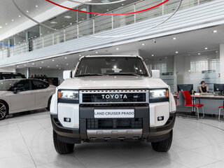 2025 Toyota Land Cruiser Prado 250 Series, белый, 10500000 рублей, вид 2