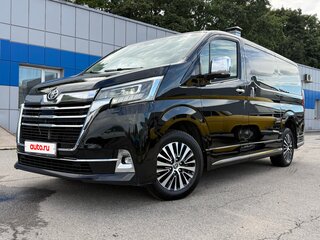 2022 Toyota Granvia II, чёрный, 6490000 рублей, вид 1