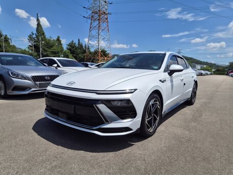 2023 Hyundai Sonata VIII (DN8) Рестайлинг, белый, 2200000 рублей, вид 2