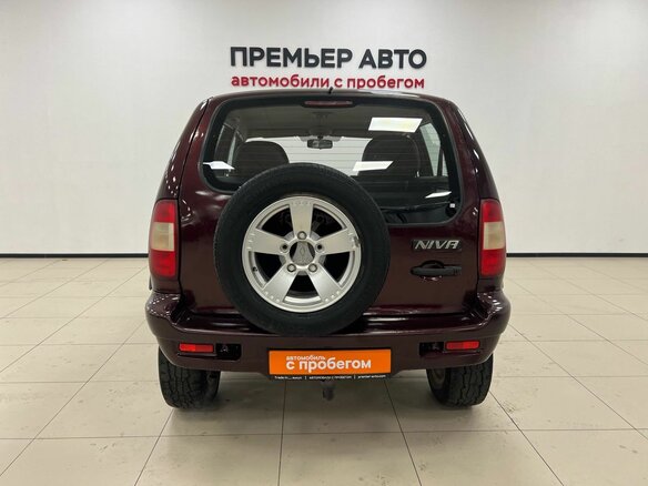 2009 Chevrolet Niva I, красный, 320000 рублей - вид 4