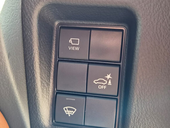 2022 Toyota Land Cruiser Prado 150 Series Рестайлинг 3, белый, 6350000 рублей - вид 24