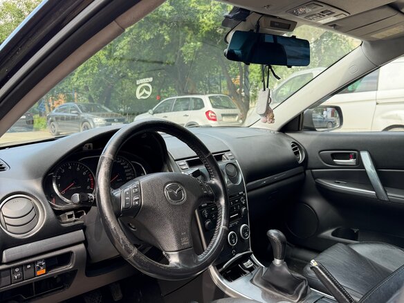 2005 Mazda 6 I (GG) Рестайлинг, красный, 430000 рублей - вид 6