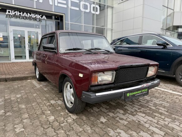 2007 Lada (ВАЗ) 2107, красный, 185000 рублей - вид 2